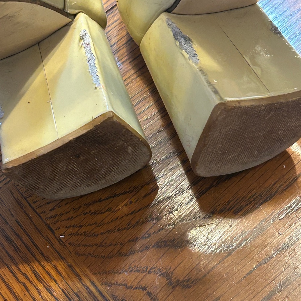 Maryam Nassir Zadeh Mary Jane Pumps in Beige Patent Leather / Size 39 - Picture 11 of 11